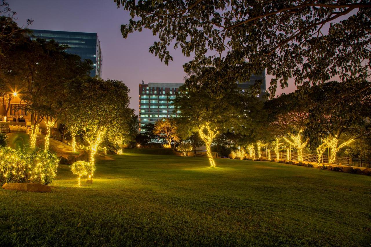 Hyatt Hyderabad Gachibowli Hotel Eksteriør billede